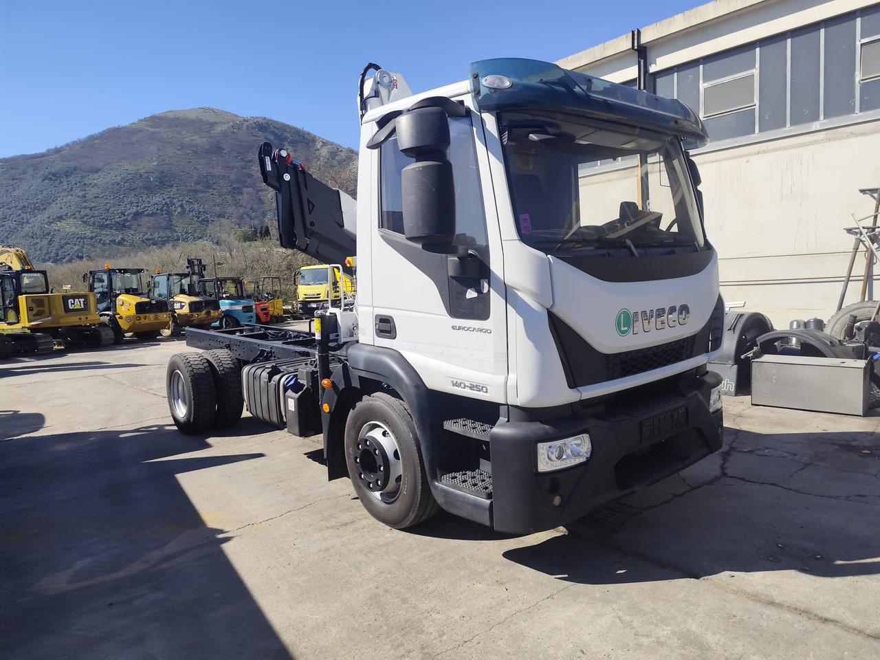 Crane truck IVECO EUROCARGO 140-250: picture 26