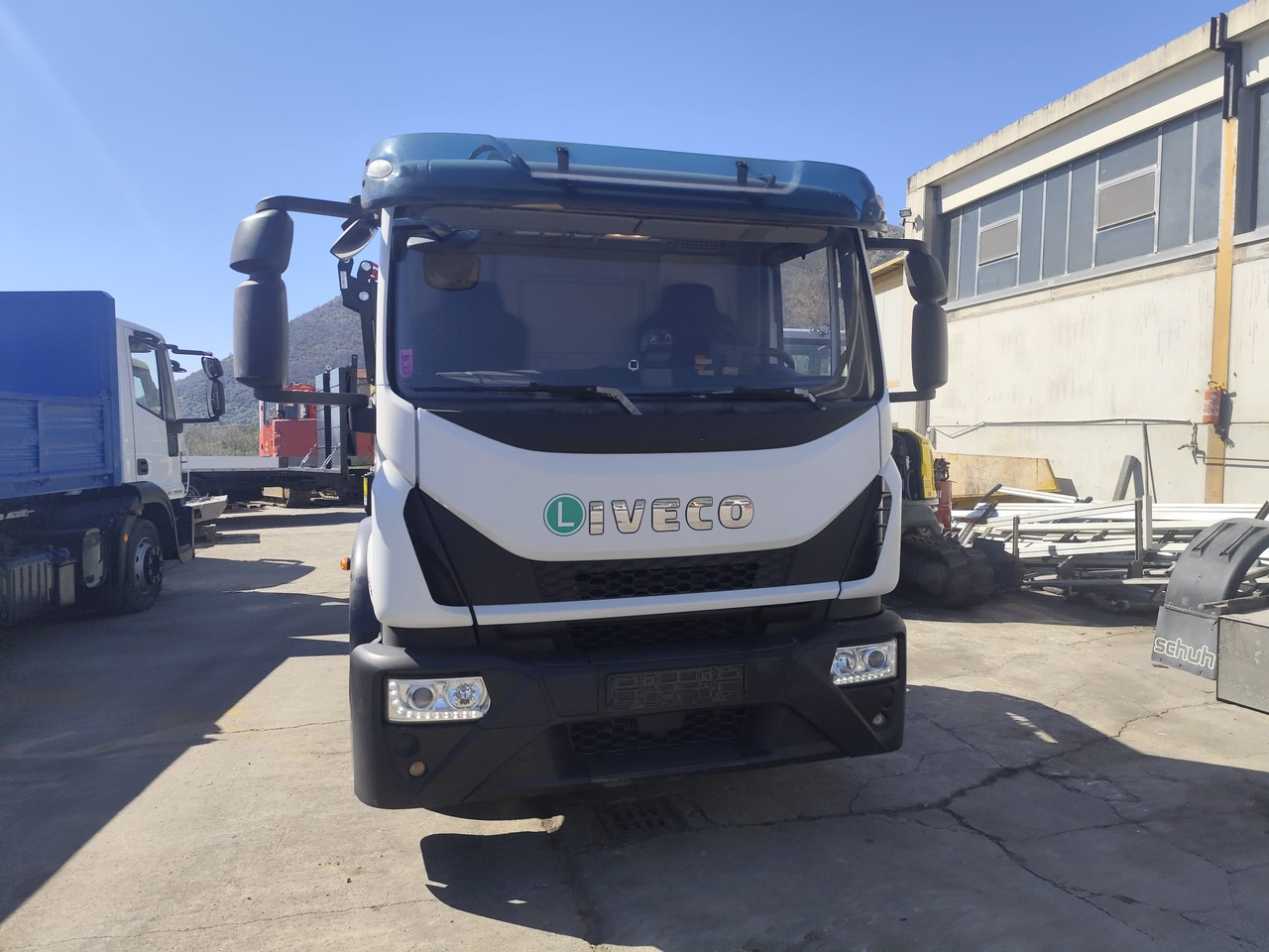 Crane truck IVECO EUROCARGO 140-250: picture 29