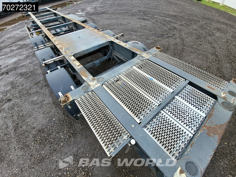 Container transporter/ Swap body semi-trailer LAG O-3-CC 3 axles ADR Liftachse 30ft 40ft: picture 9