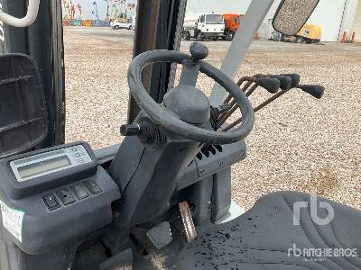 Forklift NISSAN UNICARRIERS Y1D2A25Q (Inoperable): picture 12