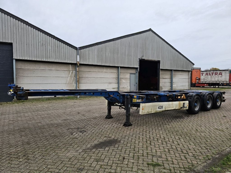 Container transporter/ Swap body semi-trailer Krone SDC 27: picture 13