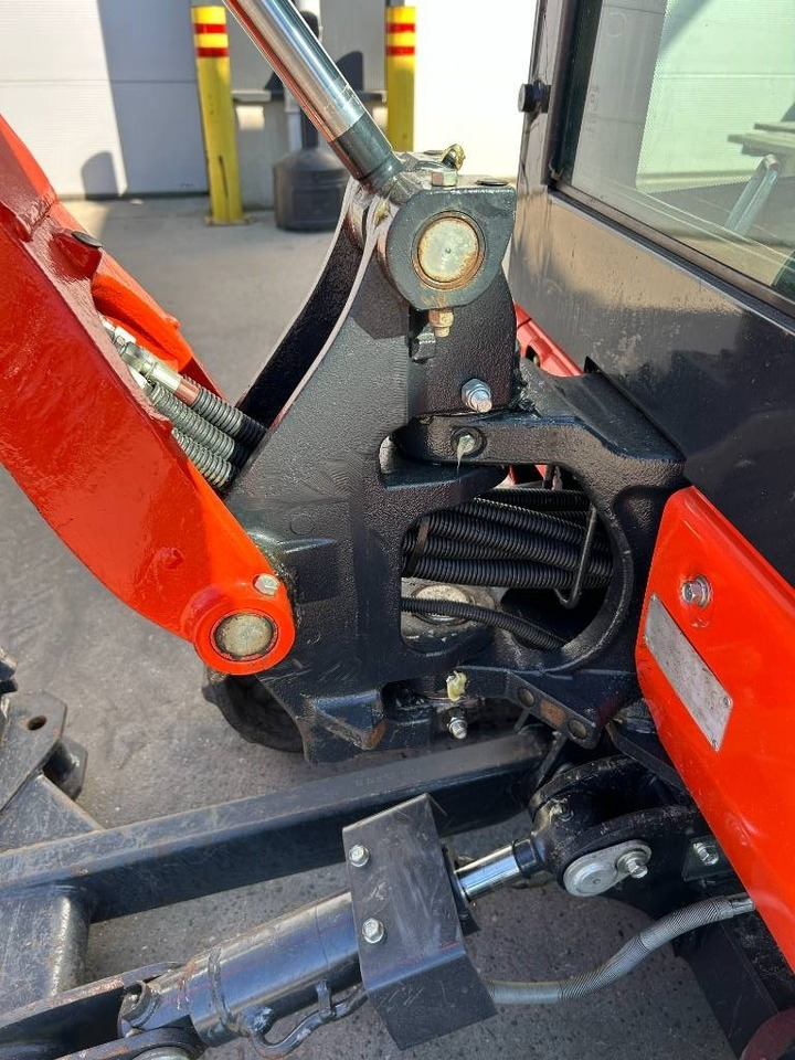 Mini excavator Kubota KX 019-4: picture 7